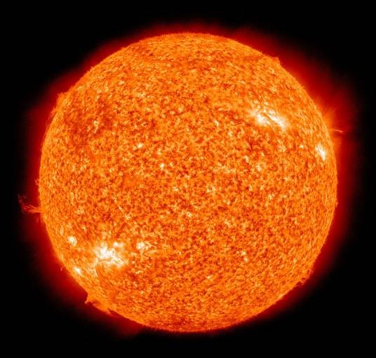 太阳（太阳系中心的恒星）