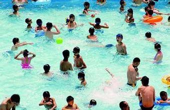 游泳自救