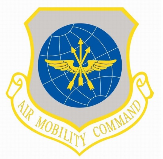 巴格拉姆空军基地