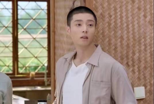 林味（电视剧《亲爱的隐居先生》中的男主角）