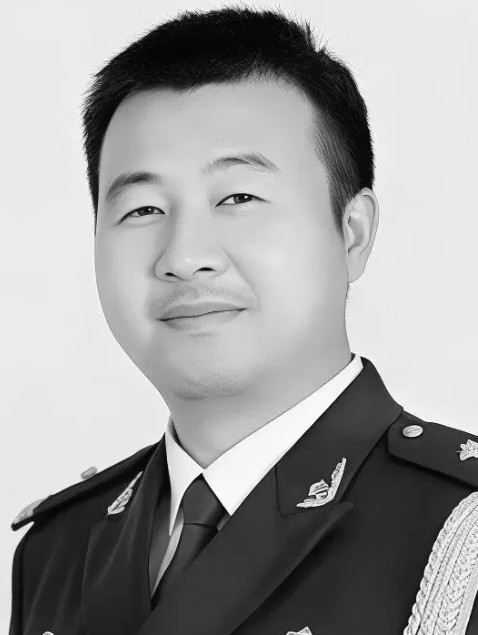 白伟（滨州市公安局滨城分局三河湖派出所原所长）