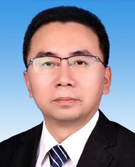 龙长春（湖南省娄底市应急管理局党委委员、政治部主任）