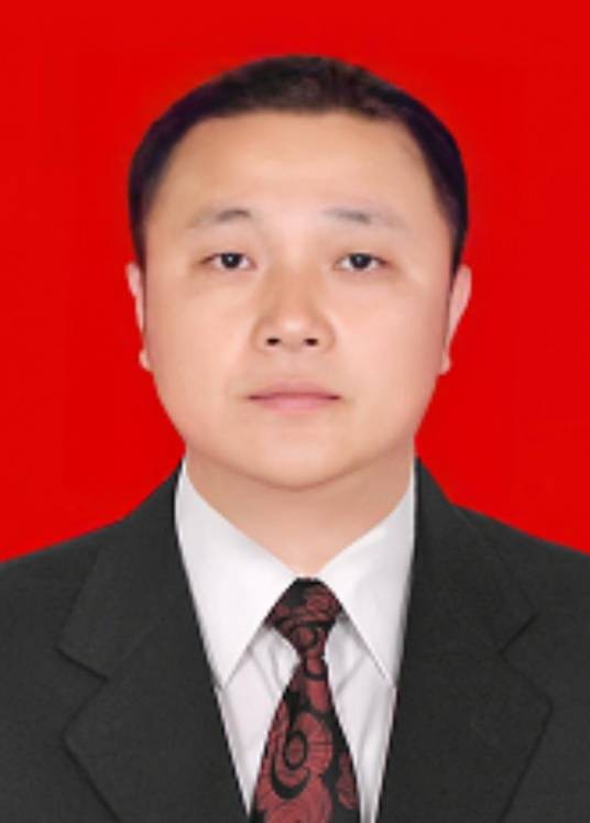 李峭（湖南省株洲市茶陵县教育局党委书记、局长）