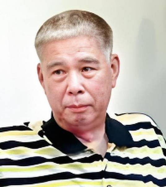 罗荣满