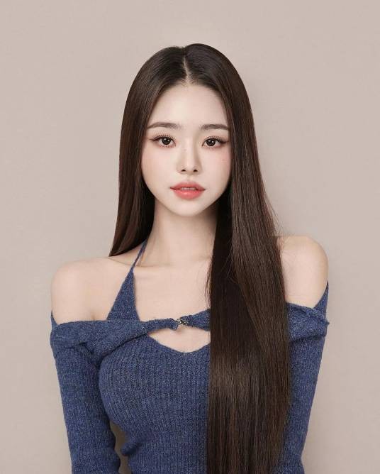 宋智雅（韩国女主持人、美妆主播）