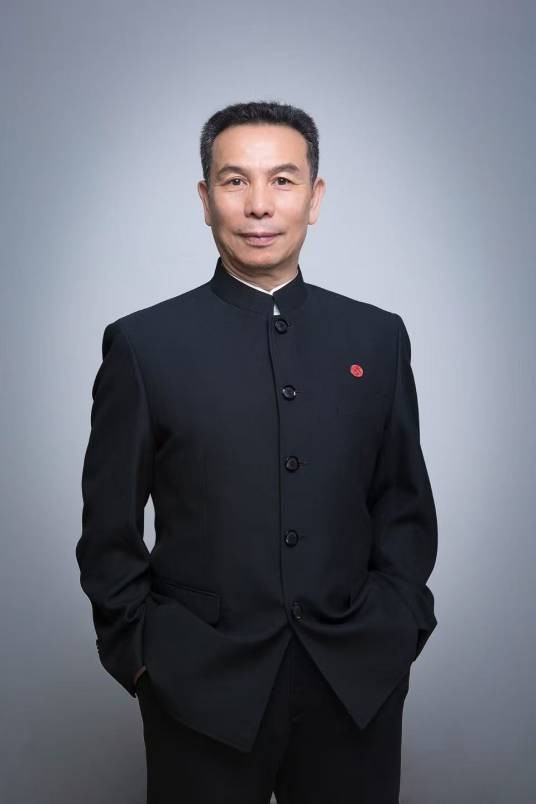 李建文（上海体育大学硕士研究生导师、国家队教练、国际级裁判员）