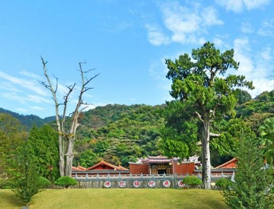 梅县灵光寺旅游区