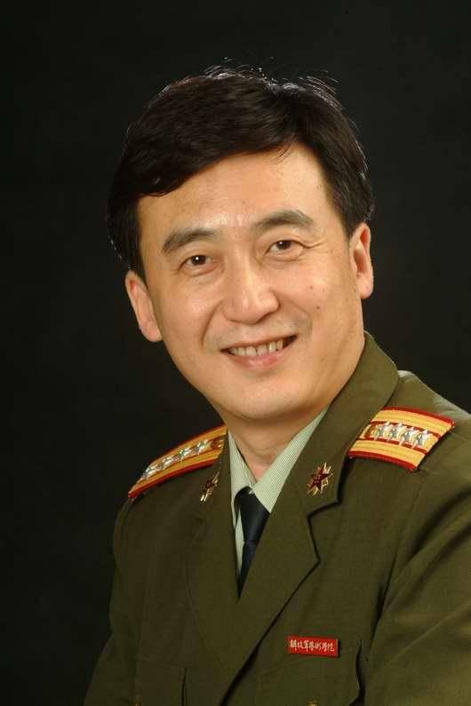 黄定山（中国人民解放军总政治部歌剧团团长）