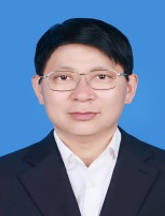 罗国（重庆市万盛经开区党工委教育工委委员、教师进修学校校长）