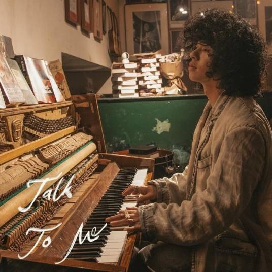 Talk To Me（曾比特演唱的歌曲）