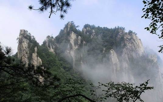 鸡峰山（陕西省省级重点保护单位）