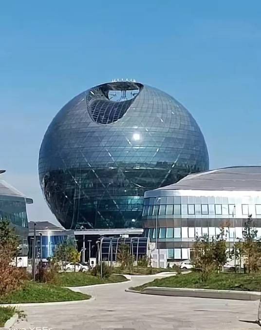 球形建筑