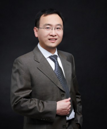 杨振宇（华中科技大学光学与电子信息学院教授）