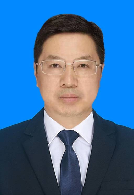 欧阳俊（重庆市北碚区委教育工委书记、区教委主任）